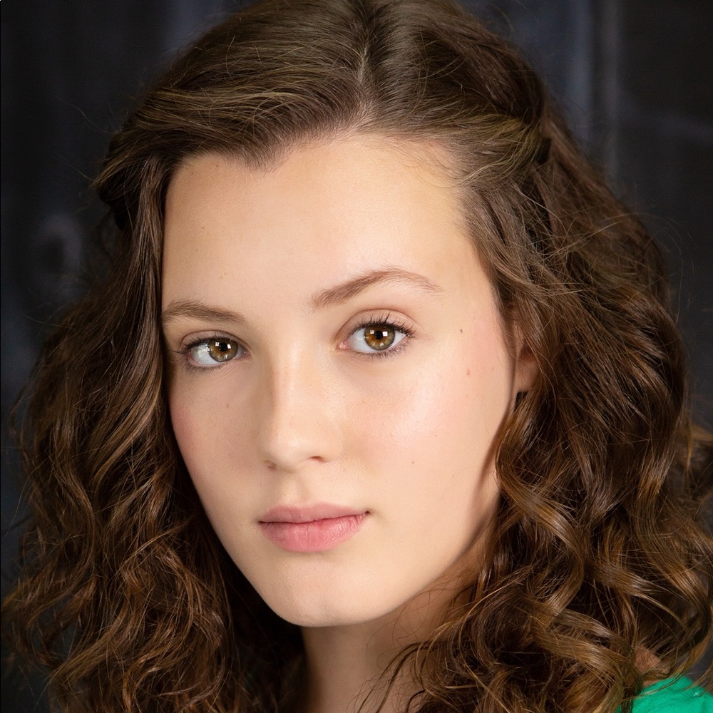 Meet your Posher, Isabella